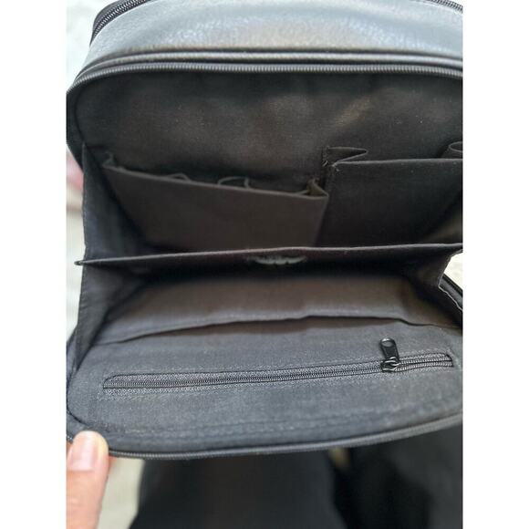 Vintage Cabin Creek Leather Crossbody Bag, 1980's Handbag, Vintage Crossbody Bag - Picture 5 of 15